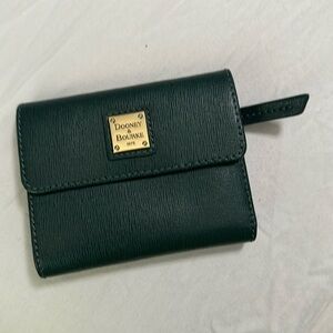 Never used forest green Dooney & Bourke Wallet